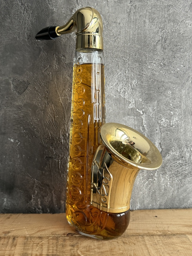 Suntory Yamazaki 1988 Pure Malt Saxophone | Old Liquor Company Suntory Yamazaki 1988 Pure Malt Saxophone | Old Liquor Company